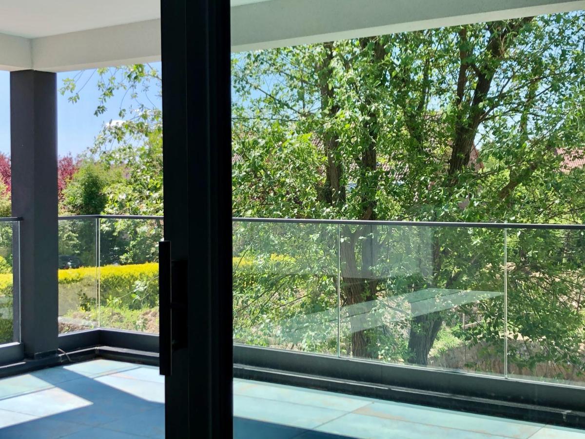 Hotelya - Lille Villeneuve D'Ascq Dış mekan fotoğraf