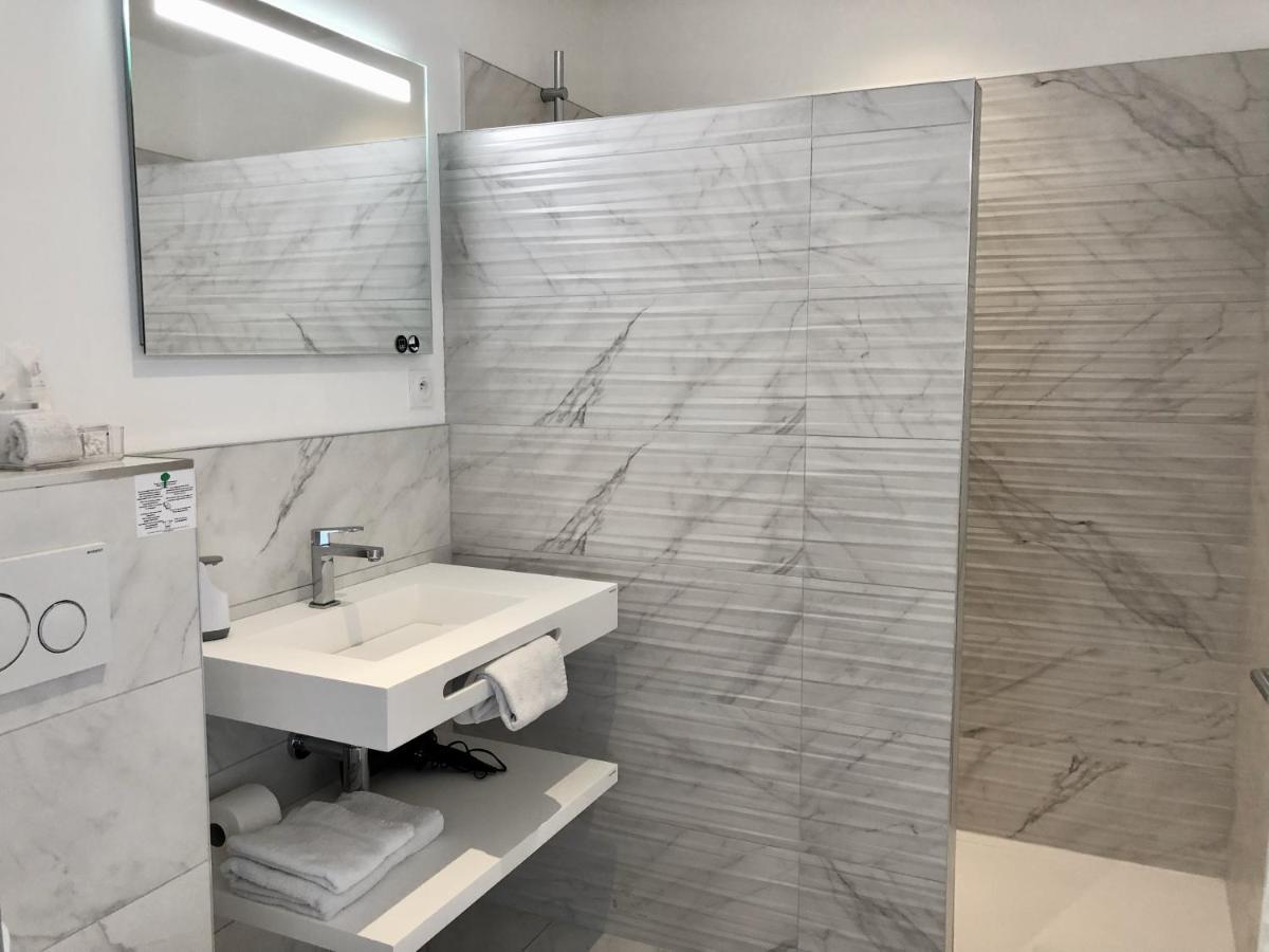 Hotelya - Lille Villeneuve D'Ascq Dış mekan fotoğraf